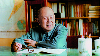 錢學(xué)森：我姓錢，但不愛錢