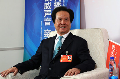 全國(guó)政協(xié)委員陳經(jīng)緯做客新華網(wǎng)、中國(guó)政府網(wǎng)兩會(huì)訪談