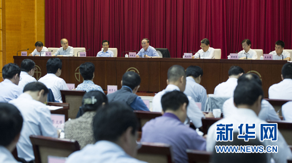 7月16日，中共中央政治局常委、中央紀(jì)委書(shū)記、中央巡視工作領(lǐng)導(dǎo)小組組長(zhǎng)王岐山在北京出席2014年中央第二輪巡視工作動(dòng)員部署會(huì)并講話。新華社記者黃敬文 攝 