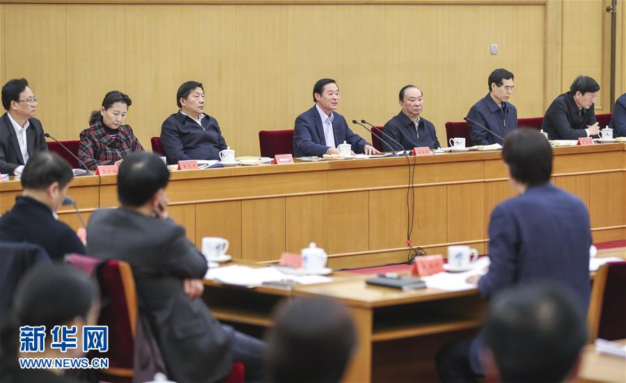 3月17日，中共中央政治局委員、中央書記處書記、中宣部部長劉奇葆在北京出席中華優(yōu)秀傳統(tǒng)文化傳承發(fā)展工作座談會。 新華社記者丁林?jǐn)z
