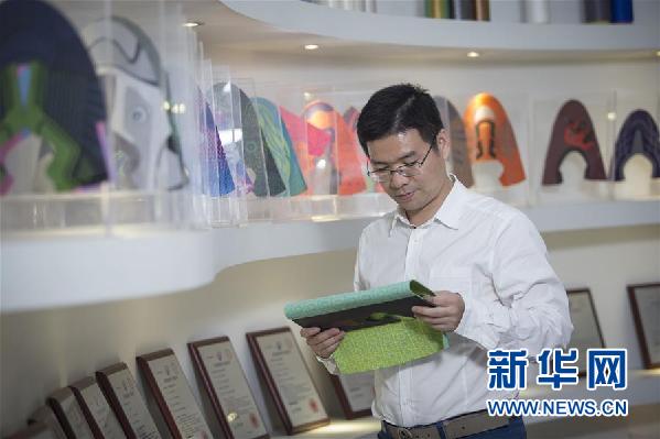 （十九大時光·圖文互動）（3）青春，在夢想的引領(lǐng)下飛揚(yáng)——來自基層蹲點(diǎn)現(xiàn)場的報道