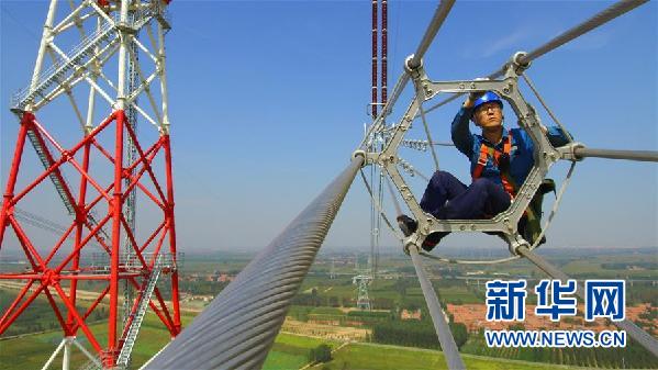 （十九大時光·圖文互動）（4）青春，在夢想的引領(lǐng)下飛揚(yáng)——來自基層蹲點(diǎn)現(xiàn)場的報道