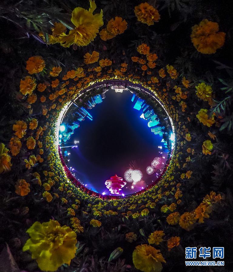 （新華全媒頭條·上合青島峰會·圖文互動）（1）攜手前進，開啟上合發(fā)展新征程 ——習近平主席主持上合組織青島峰會 并舉行系列活動紀實