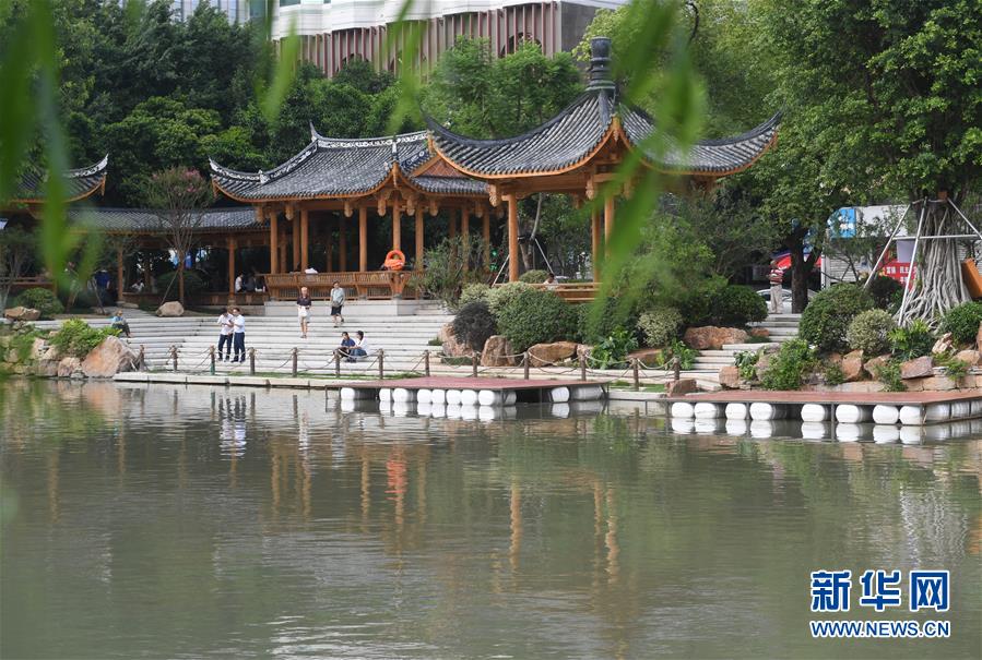 （新華全媒頭條·圖文互動）（4）為祖國驕傲，祝福偉大祖國！——國慶漫記