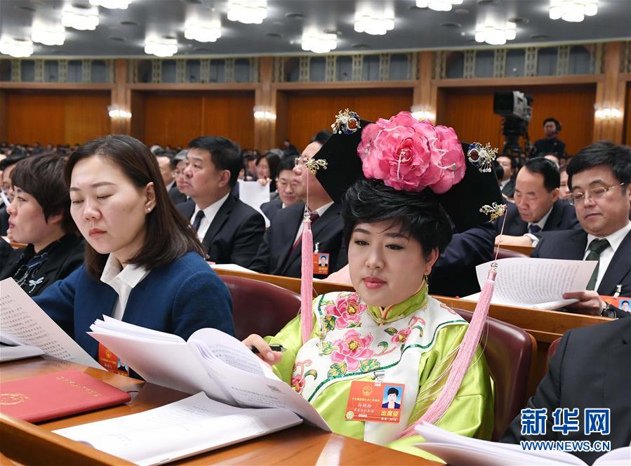（兩會·基層代表履職故事）（1）全國人大代表孫艷玲：做好非遺事業(yè)，讓古老技藝活起來