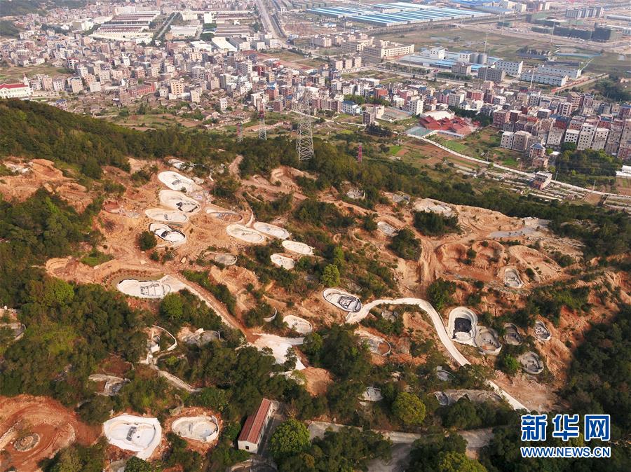 （新華視點(diǎn)·圖文互動(dòng)）（6）福州沿海：密林深處、水庫旁邊，大片豪華活人墓偷偷建造……