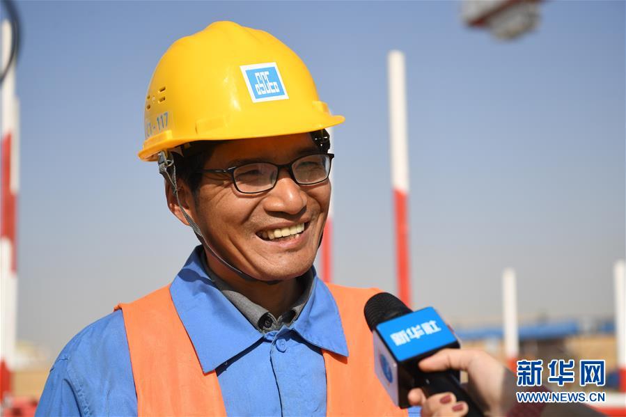 （新華全媒頭條·愛國情 奮斗者·圖文互動）（1）以青春之我，創(chuàng)青春中國——寫在五四運動100周年之際