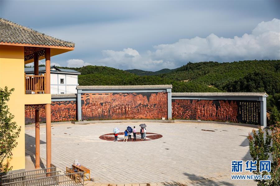（新華全媒頭條·壯麗70年·奮斗新時代——記者再走長征路·圖文互動）（2）前進，向著光明的方向——尋訪金沙江畔紅色印記