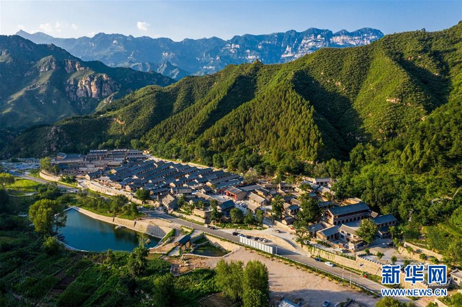 （集中連片特困地區(qū)貧困村調(diào)研行·圖文互動）（2）只要有信心，黃土變成金——河北阜平縣駱駝灣村和顧家臺村脫貧調(diào)查