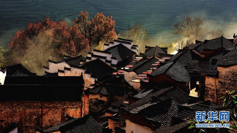 （圖文互動(dòng)）（10）鄉(xiāng)村攝影師、鄉(xiāng)村“模特”、民宿店主——鄉(xiāng)村旅游推動(dòng)婺源農(nóng)民生活方式發(fā)生新變化