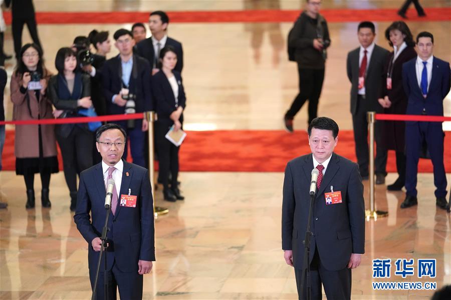 （兩會(huì)·面對(duì)面）（11）全國政協(xié)委員接受采訪