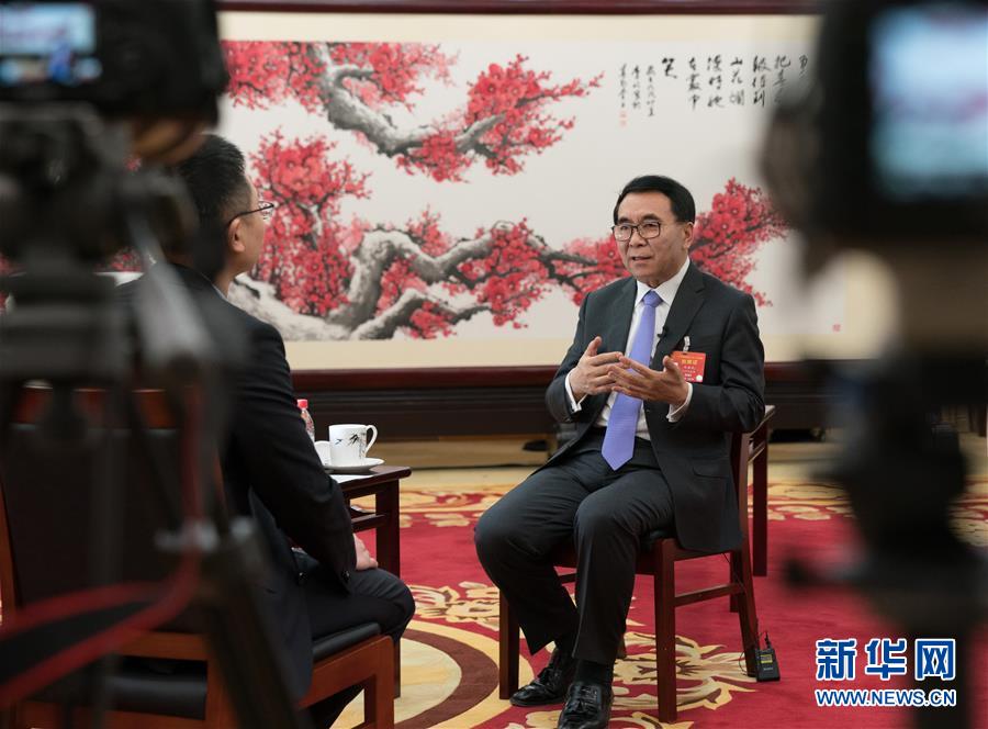 （兩會·圖文互動）（2）全國人大代表、中科院院長白春禮：打破關(guān)鍵核心技術(shù)“瓶頸”