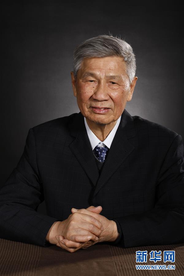 （今日關(guān)注·科技獎勵大會·圖文互動）（1）曾慶存：勇攀氣象科學(xué)之巔，他讓天氣預(yù)報越來越精準(zhǔn)