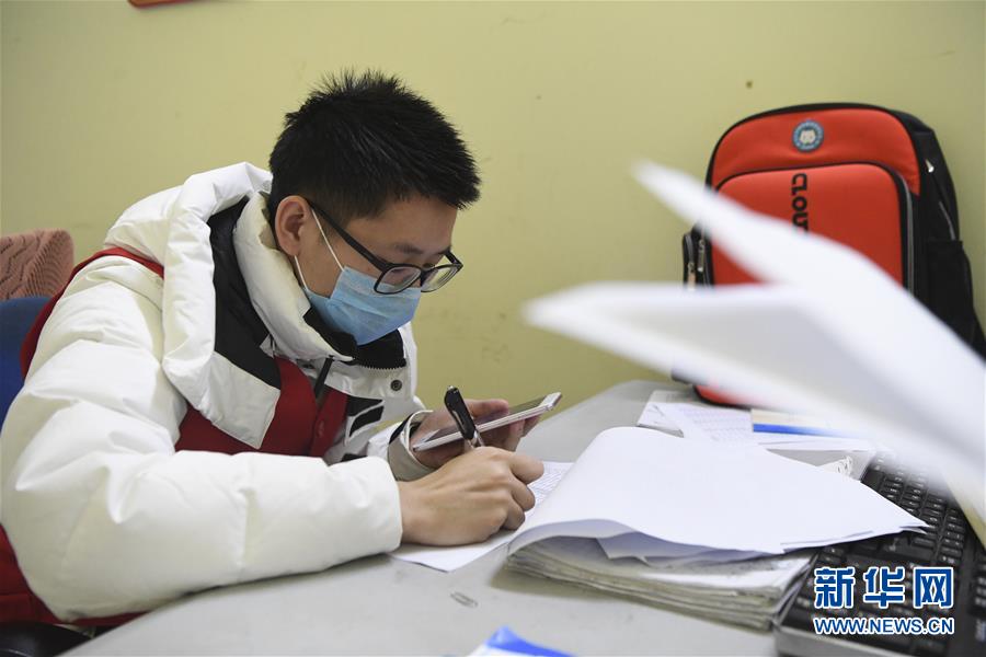 （聚焦疫情防控·圖文互動）（6）“排查越嚴密，群眾越安心”——重慶日均組織40多萬人有序排查疫情