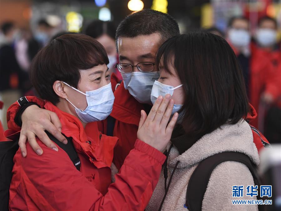 （聚焦疫情防控·對口支援19省份在奮戰(zhàn)·圖文互動）（3）“當(dāng)我們摘下口罩，看到彼此勝利的微笑”——重慶對口支援孝感市抗擊疫情紀(jì)實(shí)