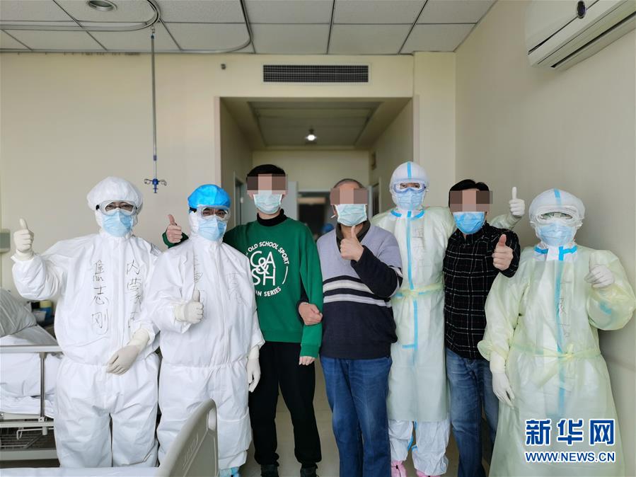 （聚焦疫情防控·圖文互動(dòng)）（2）重癥醫(yī)生王洪亮：“沖在前，守到底”