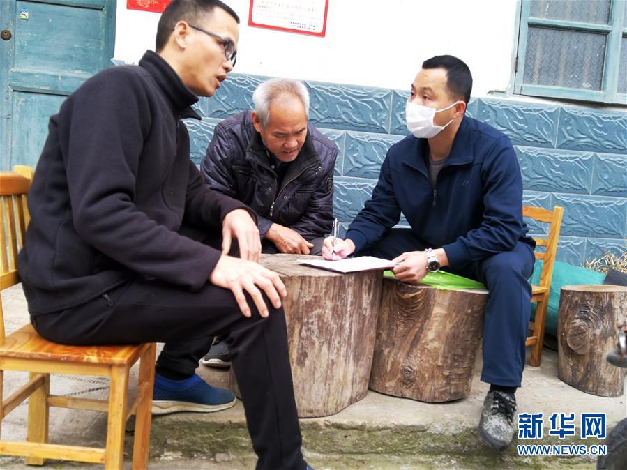 （習(xí)近平致敬的戰(zhàn)“疫”英雄·下沉干部篇·圖文互動(dòng)）（6）他們，挺身而出守防線