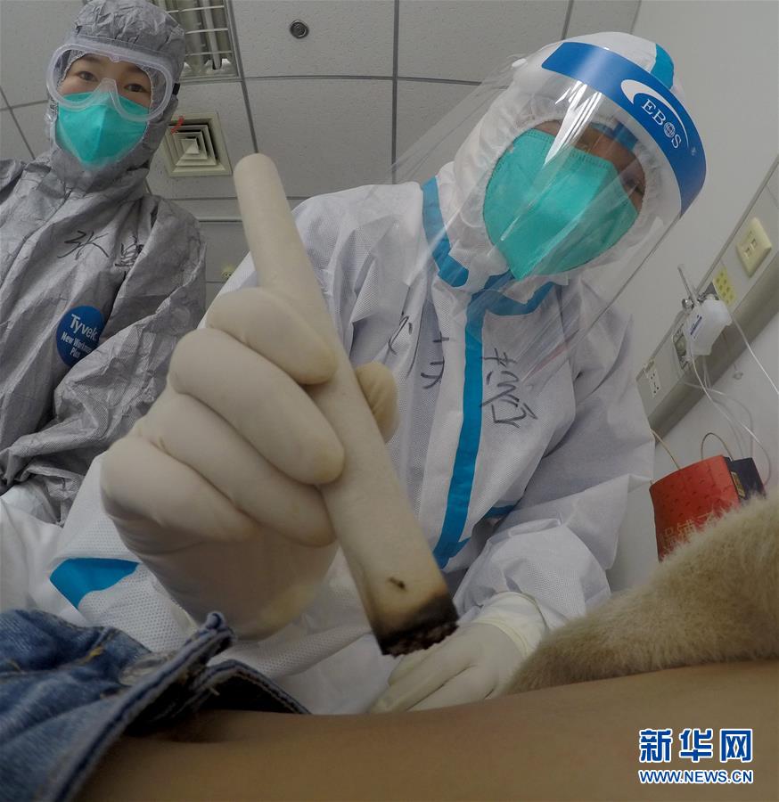 （新華全媒頭條·圖文互動）（9）“始終把人民群眾生命安全和身體健康放在第一位”——中國抗疫彰顯“生命至上、人民至上”理念