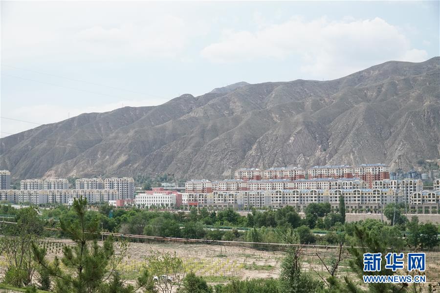 （決戰(zhàn)決勝脫貧攻堅(jiān)·圖文互動）（1）李三姐有了“美”差事