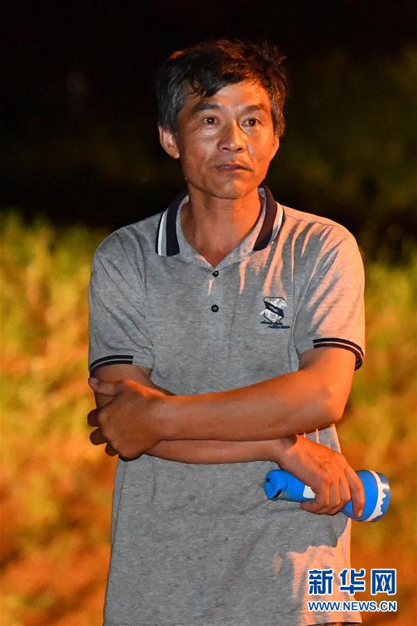 （防汛抗洪·圖文互動）（3）“保衛(wèi)家園，誰都不能是旁觀者”——夜訪洞庭湖大堤防汛一線