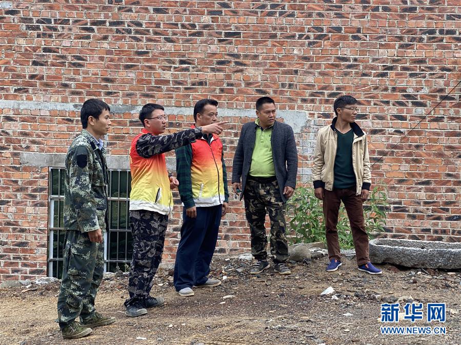 （在習(xí)近平新時(shí)代中國(guó)特色社會(huì)主義思想指引下——新時(shí)代新作為新篇章·習(xí)近平總書記關(guān)切事·圖文互動(dòng)）（5）青春做伴，西部放歌——走近扎根西部建設(shè)邊疆的大學(xué)生們