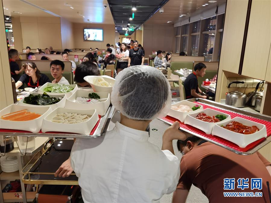 （在習(xí)近平新時代中國特色社會主義思想指引下——新時代新作為新篇章·習(xí)近平總書記關(guān)切事·圖文互動）（2）珍惜盤中餐，狠剎浪費風(fēng)——各地積極行動堅決制止餐飲浪費