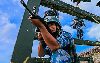 海軍陸戰(zhàn)隊(duì)特種障礙訓(xùn)練，敢來嗎？