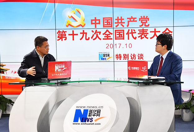 中國特色社會主義道路自信、理論自信、制度自信、文化自信，是實(shí)踐和發(fā)展帶來的自信
