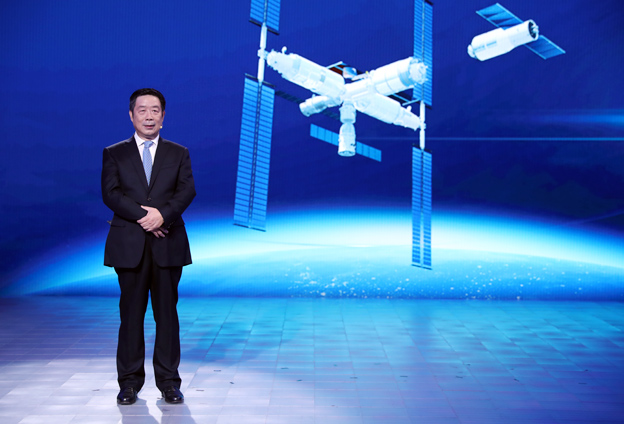 將要建造的空間站基本構(gòu)型有三個艙，構(gòu)成英文T字型