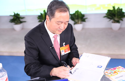 “創(chuàng)新不僅是技術(shù)創(chuàng)新、管理創(chuàng)新，還有商業(yè)模式的創(chuàng)新。”