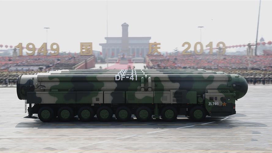 300秒回顧國慶70周年大閱兵！東風-41、殲-20震撼亮相