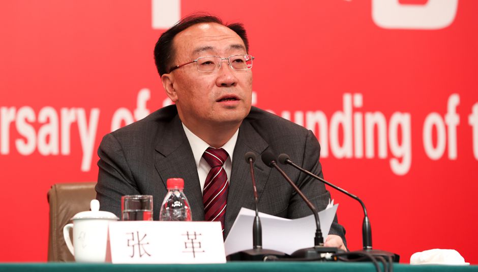 慶祝大會服務保障和群眾游行指揮部執(zhí)行指揮張革介紹相關(guān)情況