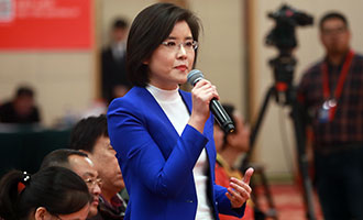 中央電視臺(tái)、中國(guó)國(guó)際電視臺(tái)記者提問(wèn)