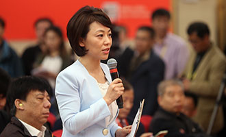 中央電視臺、中國國際電視臺記者提問