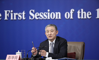 國(guó)資委副秘書長(zhǎng)、新聞發(fā)言人彭華崗