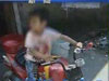 司機太小！3歲幼童駕"車"上路找媽媽