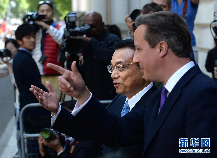 6月17日，中國國務院總理李克強在倫敦唐寧街10號首相府同英國首相卡梅倫舉行中英總理年度會晤。新華社記者 李濤 攝