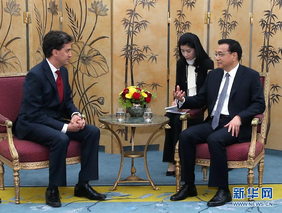 6月18日，國務院總理李克強在倫敦會見英國工黨領袖埃德·米利班德。新華社記者 龐興雷 攝