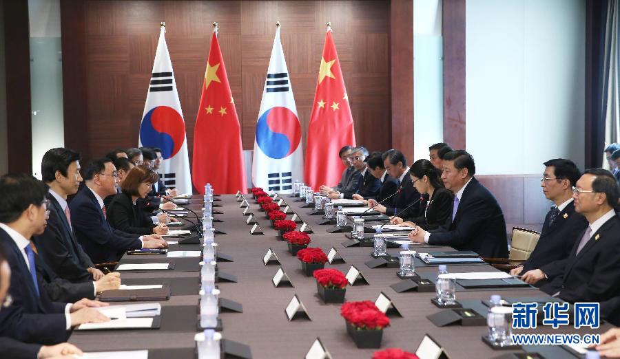 7月4日，國(guó)家主席習(xí)近平在首爾會(huì)見韓國(guó)總理鄭烘原。 新華社記者謝環(huán)馳攝 